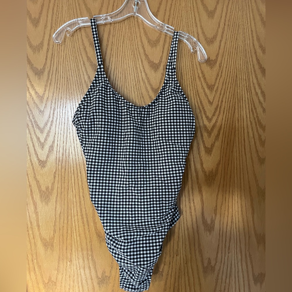 Kona Sol swimsuit M